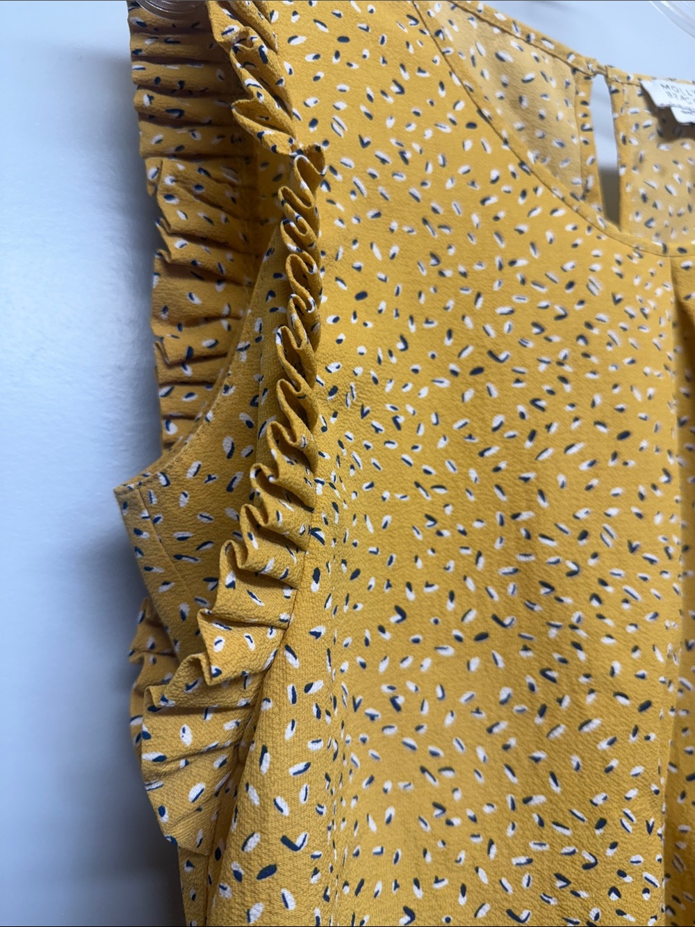 Molly Bracken Anthropologie Mustard Sleeveless Ruffle-Trim Printed Blouse - Picture 3 of 5